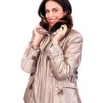 PIUMINO GIACCA BEIGE CON COLLO STACCABILE IN REX 55