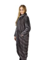 44 Nerzmantels gesamte Haut und horizontale blaue Iris Fourrure de Vison pelliccia visone mink fur – Bild 4