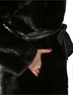 46 Pelliccia donna cappotto visone nero con collo pistagna e spacchi fur mink Pelz Nerz меха fourrure
