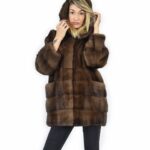 50 Pelliccia di visone demi orizzontale fondo e maniche e pelle intera cappotto cappuccio