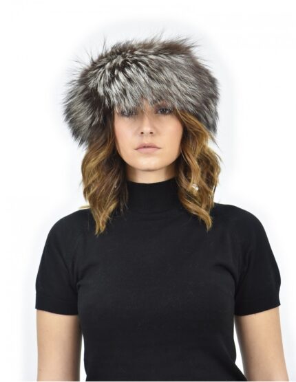 Cappello con bordo in pelliccia di volpe argentata piccolino