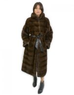 Cappotto 120 centimetri demi 50 con cintura pelle pelliccia visone con manica lunga orizzontale collo pistagna