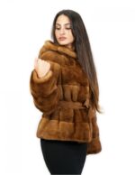 Giacca 50 visone orizzontale cappuccio cintura scamosciata tasche esterne