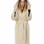 Cappotto in cashmere 44 di alta qualita colore beige con cappuccio e tasche esterne