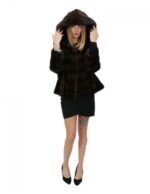 Giacca 58 visone orizzontale fasce larghe demi buff cappuccio ganci manica lunga