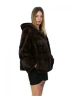 Giacca 58 visone orizzontale fasce larghe demi buff cappuccio ganci manica lunga