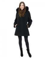 Cappottino in montone rovesciato nero con cappuccio 48 bordo volpe con tasche esterne