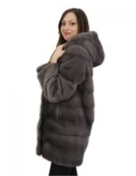 Silverblue coat in horizontal mink with hood 46 long sleeves and below to be dismantled - Image 4