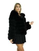 60 cm lange Jacke aus schwarzem Fuchsfell mit horizontaler Verarbeitung, voluminöse Kapuze – Bild 4