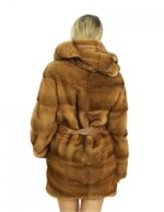 Cappotto 44 lungo 82 cm in pelliccia di visone gold con cappuccio foderato in pelliccia e chiusura con bottone e cinta