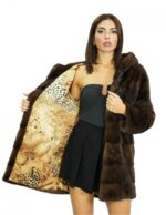 Visone 48 demi cappotto pelliccia a pelle intera e maniche lunghe cappuccio foderato in pelliccia chiusura ganci