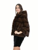 Demi Jacke 46 Nerzfell mit horizontalem Strick Kapuze mit 3/4 Ärmeln gefüttert mit Nerzfell – Bild 3