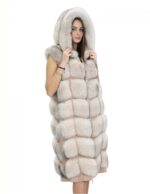 Gilet lungo in pelliccia di volpe rosa 52 con cappuccio e pelle scamosciata 112 centimetri