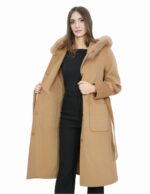 Camel Mantel 48 aus Kaschmir aus Wolle und Fuchspelz mit Kapuzengürtel und Knopfverschluss – Bild 7