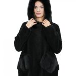 Giacca con pelliccia montone e bordo tasche volpe nero 56 con cappuccio chiusura bottoni tasche esterne