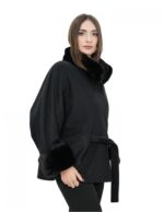 Mantellina nero 44-52 tessuto misto lana e collo pelliccia visone chiusura calamita e con cinta e tasche