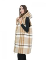 Smanicato gilet reversibile 50 marrone in lana con fantasia a quadri da un lato e dall'altro in piumino