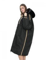 Cappotto reversibile con pelliccia di montone e piumino in piuma 52 nei colori oro e nero manica lunga chiusura zip
