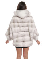 48/54 mink frosted white fur cape with horizontal full-skin knit with hood - Image 6