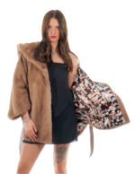 Mantella visone 48-56 poncho pastello pelle intera manica corta cintura interna pelle bottone collo