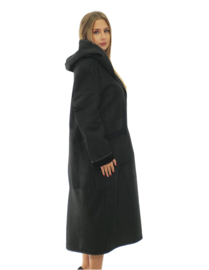 Cappotto montone nero 46 con riporti in pelle lucida nero lungo 116 centimetri cappuccio tasche boccale