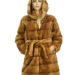 Cappotto pelliccia visone gold 50 lungo 90 centimetri con cappuccio foderato in pelliccia maniche lunga cinta pelliccia