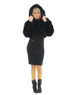 Kurze Jacke aus schwarzem Fuchsfell 50 langärmelige Kapuzenverschlüsse – Bild 4