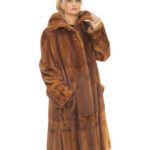 Cappotto second life visone demy 56 collo italiano largo tasche boccale lunghissimo polso con risvolto