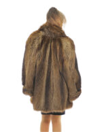 Cappotto in pelliccia di marmotta molto voluminoso marrone 56 con collo sciallato e bottone decorativo