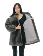 Cappotto in montone maniche lunghe polsi stretti 50 lungo 80 centimetri bottone al collo pistagna