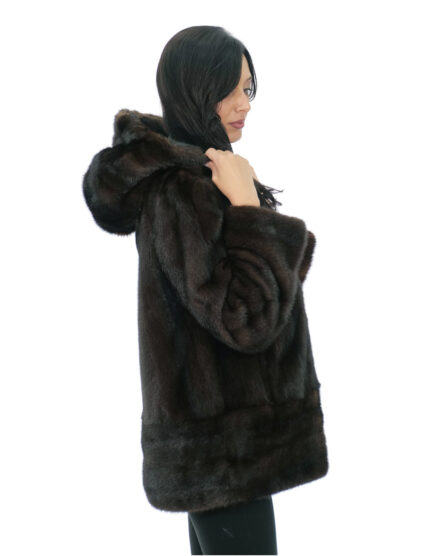 Cappotto in pelliccia di visone mogano 50 modello verticale con fasce orizzontali polsi e fondo cappuccio