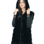 Gilet in pelliccia di visone orizzontale 48 nero lungo 80 cm chiusura ganci cappuccio foderato pelliccia