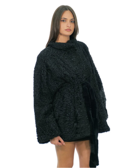 Cappotto in pelliccia di persiano 54 nero con cintura interna vita manica lunga e collo pistagna