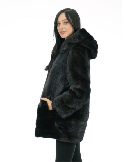 Cappotto in pelliccia di visone verticale 50 nero con fondo polsi e bordo cappuccio in pelliccia di rex