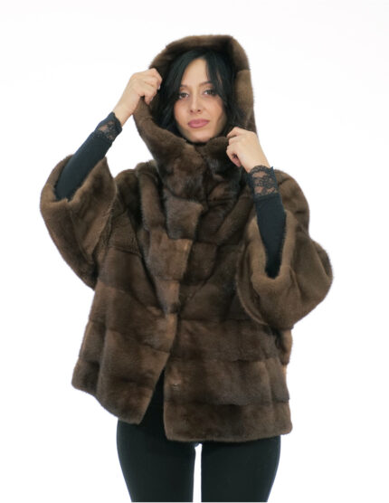Giacca in visone demi buff con vestibilità ampia 48-56 con maniche a pelle intera e orizzontale cappuccio pelliccia