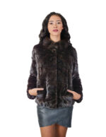 Short mink fur jacket carried worked horizontally 44 height 58 with runway collar
