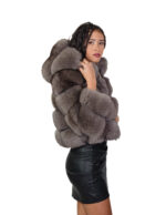 Giacca in pelliccia di volpe dark sable grigio 42 pelle orizzontale a V cappuccio manica tre quarti chiusura zip - immagine 3