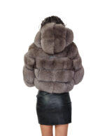 Giacca in pelliccia di volpe dark sable grigio 42 pelle orizzontale a V cappuccio manica tre quarti chiusura zip - immagine 5
