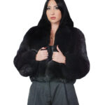 Giacca in pelliccia di volpe nero bomber 42 pelle intera petto e bavero manica tre quarti chiusura ganci clip
