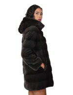Cappotto in pelliccia di visone orizzontale 44 grigio grafite lungo 82 centimetri manica lunga tasche esterne cappuccio - immagine 2