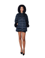 Piumino colore blu 50 eco pelliccia cappuccio e polsi tasche chiusura zip colletto alto manica lunga - immagine 4