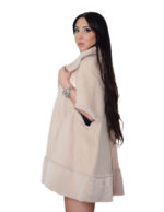 Mantella effetto campana montone 42 beige alba completamente reversibile manica corta chiusura bottoni clip - immagine 3