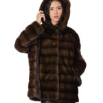 Cappotto cappuccio pelliccia visone 54 orizzontale demi marrone modello a campana manica lunga tasche esterne