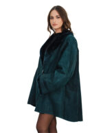 Montone giaccone verde 44 con cappuccio staccato a stola manica lunga modello a campana pelliccia dentro pelle fuori - immagine 4