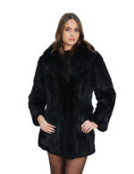 Cappotto in pelliccia di lapin lunga nero 42 chiusura ganci manica lunga lucido lungo 76 centimetri