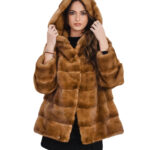 Giacca in visone gold 56 manica lunga chiusura ganci cappuccio foderato in pelli di visone orizzontale kopenaghen furs