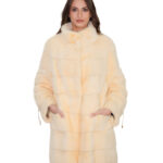 Cappotto orizzontale vaniglia pelliccia visone 48 manica lunga con coulisse collo pistagna 84 centimetri